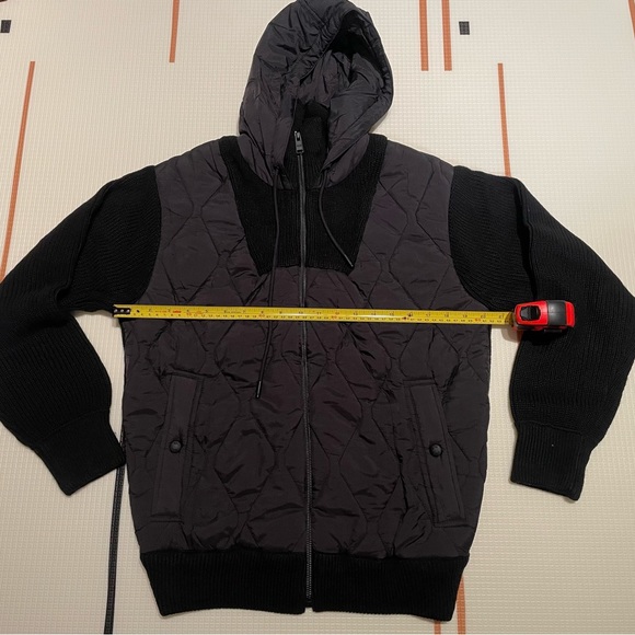 Brand new Hugo boss MIXED-MATERIAL ZIP-UP HOODIE WITH ONION QUILTING size M - Picture 9 of 11
